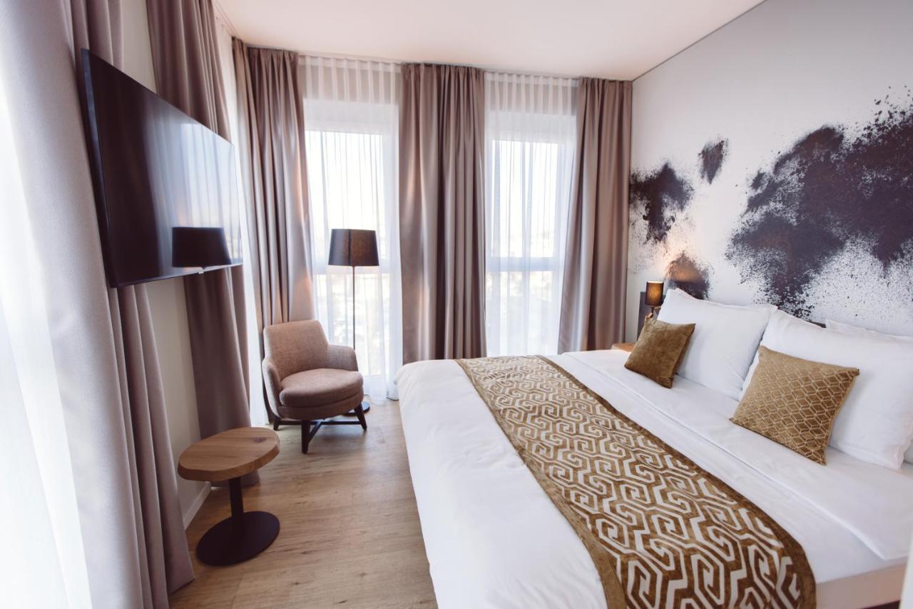 Hotel Libertas Elements Pure Merzhausen Екстериор снимка