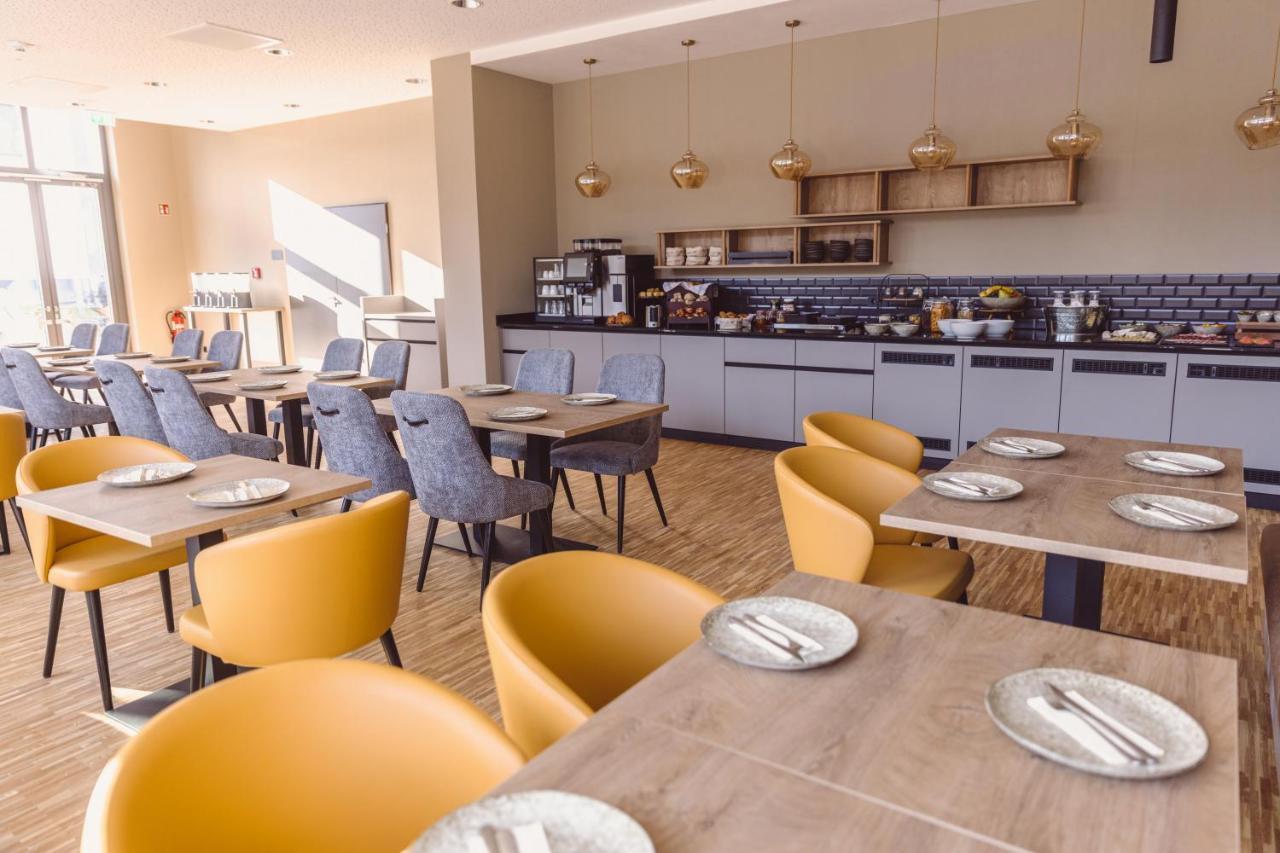 Hotel Libertas Elements Pure Merzhausen Екстериор снимка