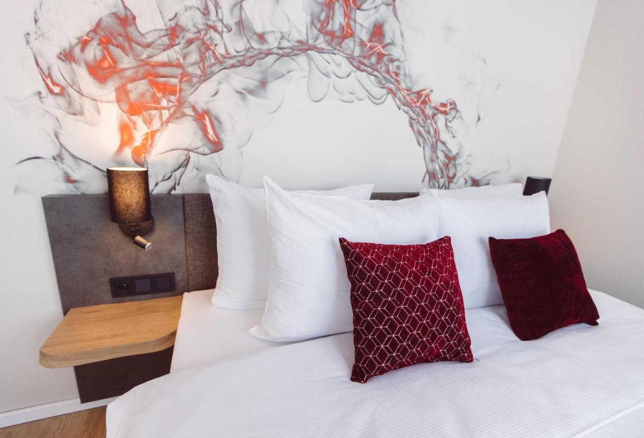 Hotel Libertas Elements Pure Merzhausen Екстериор снимка